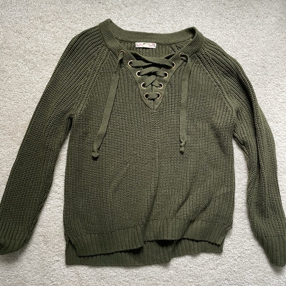 Lace up sweater - Picture 1 of 1